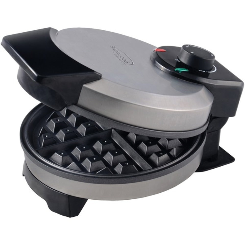 Brentwood Appliances TS-230S 7 Nonstick Belgian Waffle Maker
